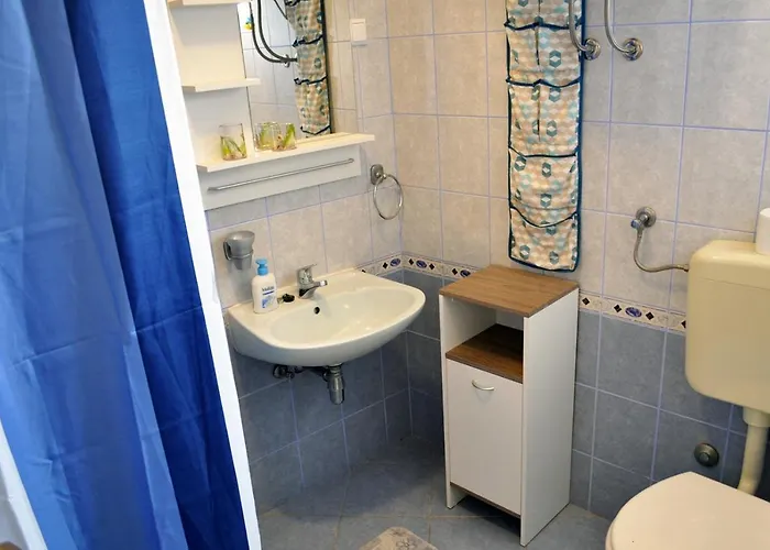 Appartement With Parking Space - 13686