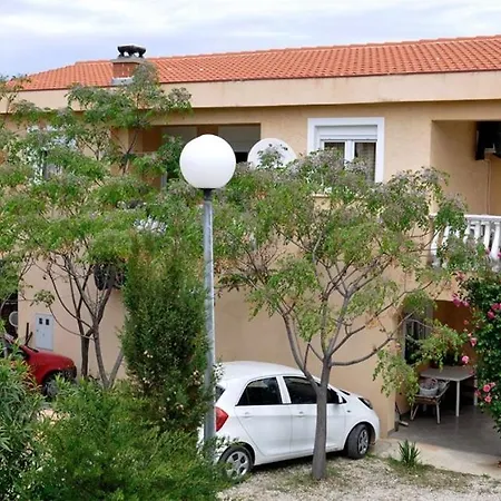 With A Parking Space - 13686 Apartment